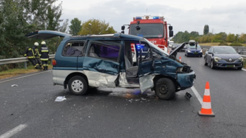 Horvát kamionnal ütközött egy német autó az M7-esen
