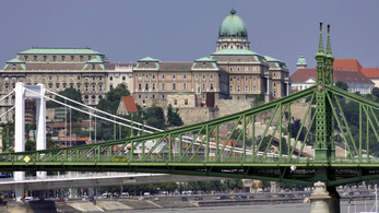 Alig marad járható híd hétvégén Buda és Pest között