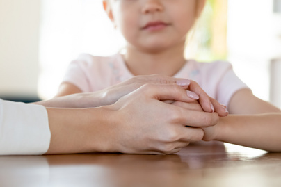 Ha egyfolytában hideg a gyerek keze: keringési vagy vérnyomásproblémát is jelezhet