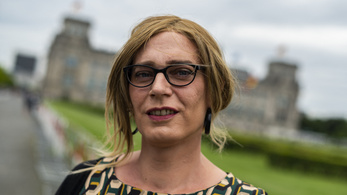 Megválasztották a Bundestag első transznemű képviselőit