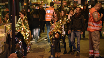 A túlélők meghallgatásával folytatódik a párizsi terrorper