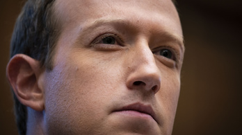 Mark Zuckerberg is sokat bukott a Facebook leállásán