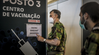 Portugáliában egy admirális vezényelte le az oltási kampányt, igencsak eredményesen
