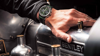Autós órák: a Bentley és a Breitling