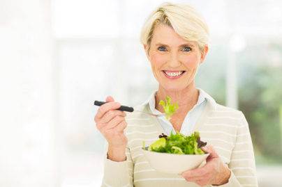 Hány kalóriára van szüksége egy 50 feletti nőnek? Az anyagcsere lassulása miatt nem ehetsz annyit, mint 20 éve