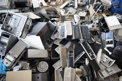 Hatalmas mennyiségű elektronikus hulladék keletkezett idén: a kínai nagy falnál is nagyobb a tömege