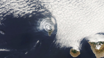 Különös égi jelenséget okozott a vulkán La Palma szigetén