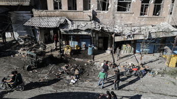 Pokolgépes támadás ért egy katonai buszt Szíriában, 14-en meghaltak