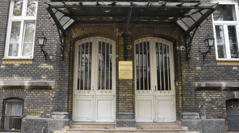 Mától látogatási tilalom van a Semmelweis Egyetem öt klinikáján