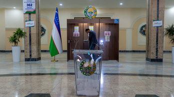 Marad az elnök Üzbegisztánban, a nyitás folytatódhat