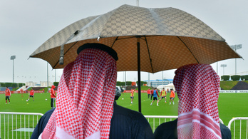 A Bayern München szurkolói megálljt parancsolnak Katarnak