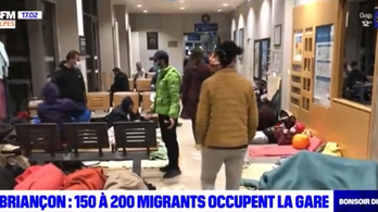 Illegális bevándorlók foglaltak el egy vasútállomást Franciaországban
