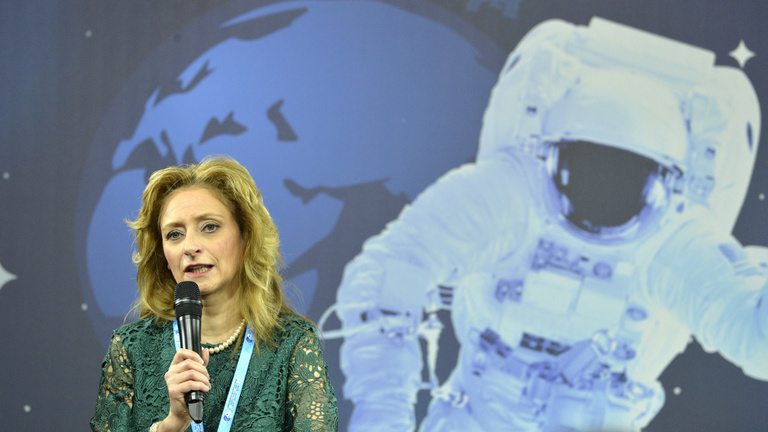 Minden, amit eddig tudni lehet a magyar űrhajós programról