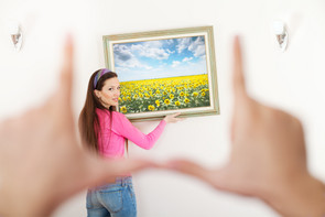 7 tipp arra, hogy a képeid kihelyezéséhez ne kelljen szöget ütni a falba