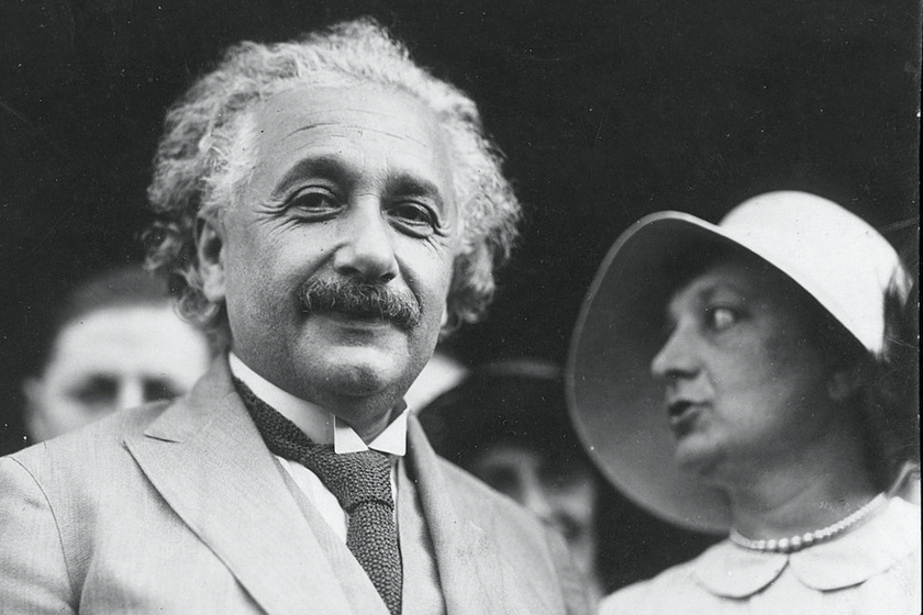 Még életében megcáfolta a monogámia elméletét Albert Einstein: ?keserű gyümölcsnek" nevezte el