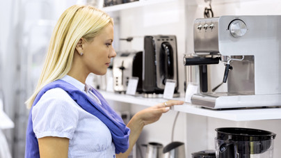 Kávéfőzők tesztje: tényleg százezreket kell költeni rá, vagy egy olcsóbb gép is ugyanolyan jó kávét csinál?