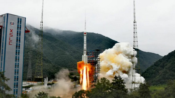 Ismeretlen tárgy lebeg a nemrég fellőtt kínai műhold közelében