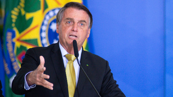 Tiltakoznak a brazil tudósok, nem fogadják el Bolsonaro kitüntetését