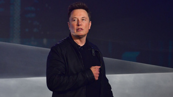 Döntött a Twitter népe, Elon Musk ötmilliárd dollárért adott el Tesla-részvényt
