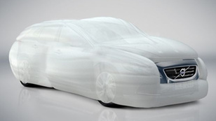 Az autót védi a Volvo új légzsákja