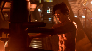 A Bruce Lee-filmek legjobb verekedéseit idézi a Netflix új sorozata