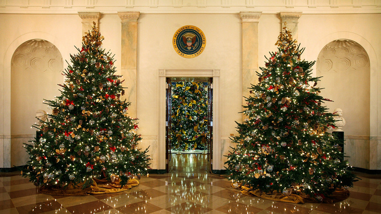 Az Egyesült Államok elnöke betiltotta a karácsonyfát?