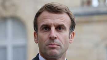 Emmanuel Macron: Franciaország kész segíteni a lengyeleknek a migrációs válságban