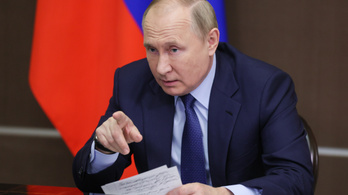 Putyin kirúgta Kalasnyikovot