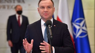 Oroszország agressziójától tart a lengyel elnök, a NATO támogatását várja