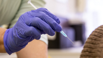 Vámpírok és vakcinák: Európa-szerte átpolitizálódott a járvány