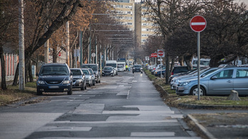 Öt éve virágzik és elpusztíthatatlan Zuglóban a korrupciógyanús parkolás