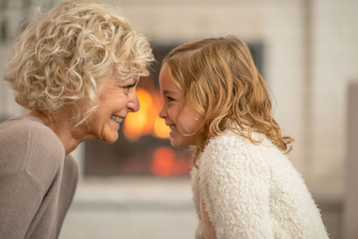 Miért hat csodásan a gyerekre a nagyszülőkkel eltöltött idő? Nem csak kevesebb érzelmi problémájuk van