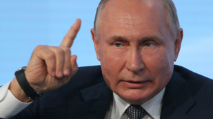 Putyin fortyog, a NATO nem bővíthet keletre