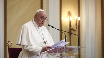 Ferenc pápa szerint néhány társadalom belefáradt a demokráciába