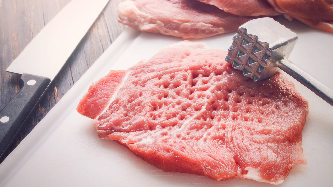 Így klopfold a húst aszerint, mit készítesz belőle: akkor lesz finom, ha jó kezelést kap