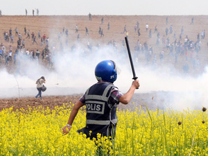 Török egyetemisták csaptak össze az egyetem melletti mezőn