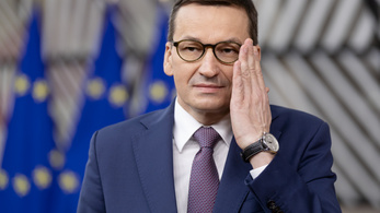 A lengyel kormányfő háborút vizionál Európában