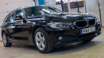 Fotelnepper: BMW 318d (F30/F31) – 2014.
