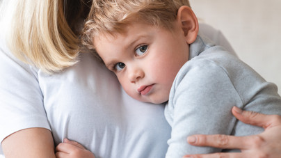 7 ok, hogy ne erőltesd a gyerekedre az öleléseket, akkor se, ha családtagokról van szó