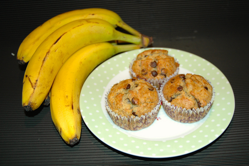 30 perces csokis-banános muffin: maradék karácsonyi csokikból