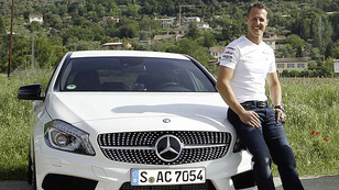 Schumacher fejleszti a jövő Mercedeseit