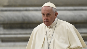 Ferenc pápa: A körülöttünk lévő problémák nem szünnek meg, de nem vagyunk egyedül