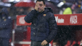 Xavi szerint el kellene halasztani a Barcelona meccsét