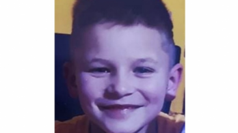 Eltűnt egy tízéves karcagi kisfiú, nagy erőkkel keresik