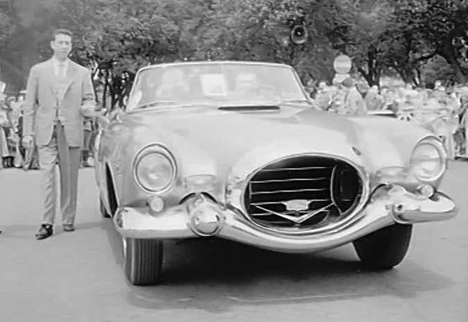 A Cadillac 1966-ban, Rómában