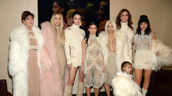 Most már az élet írja a Kardashian család valóságát?