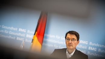 Az új kancellárnál is népszerűbb a német egészségügyi miniszter