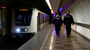 Ismét a M2 metróvonalon akcióztak a rendőrök