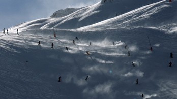 Kevesebben mennek síelni Ausztriába, magyar vállalkozások is belebukhatnak