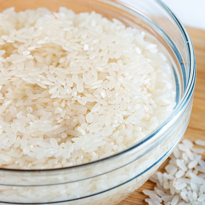 Ne öntsd ki a rizs áztatóvizét: 3 dolog, mire használhatod